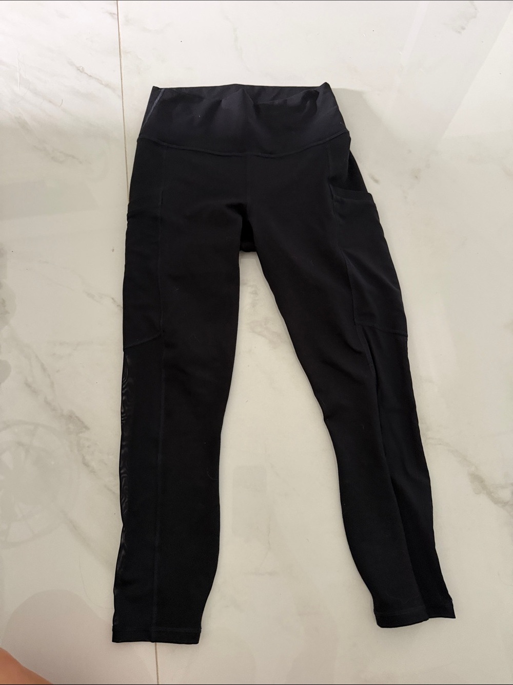 Fabletics Black High-Waist Leggings with Side Pockets - Picture 1 of 4